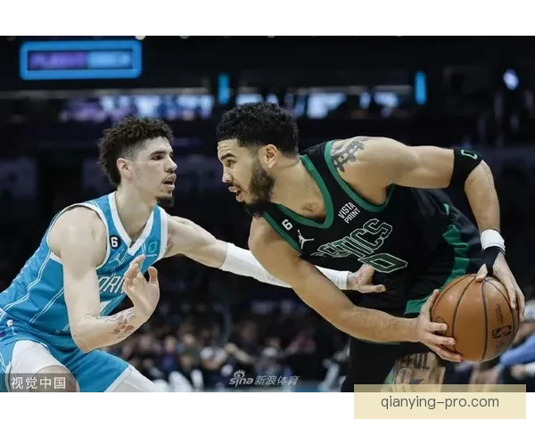 绿军锁定季后赛塔图姆达14000分普里查德三分火力助复仇黄蜂